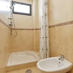 شقة Wayteko لقنت